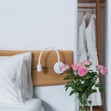 Helestia Hotel, Caldera Santorini فندق 2*