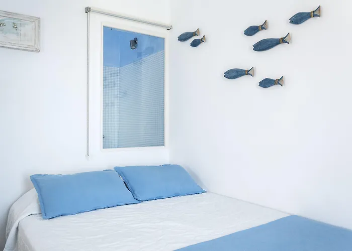 Galini Fira (Santorini)